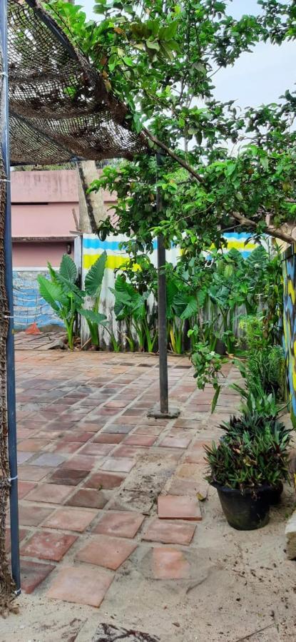 A Loft Hostel Alappuzha Εξωτερικό φωτογραφία